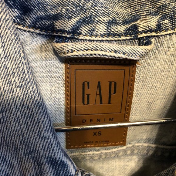 GAP WOMEN' S CLASSIC DENIM JEAN JACKET SIZE EXTRA SMALL XS NEW WITHOUT TAGS - Picture 6 of 12